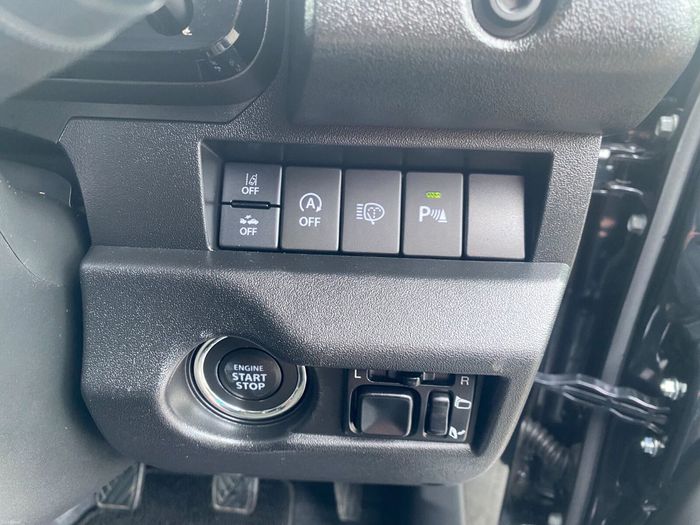 Suzuki Jimny 2025