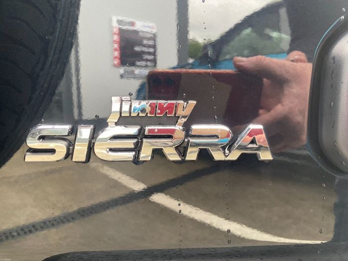 Suzuki Jimny 2025