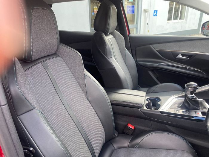 Peugeot 3008 2021