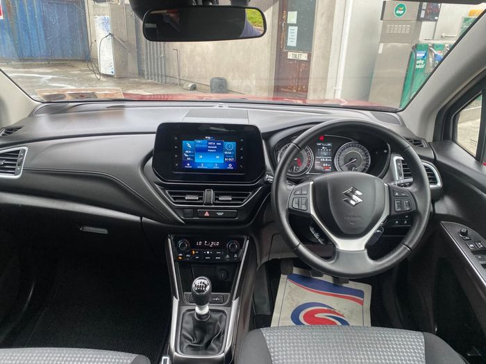 Suzuki SX4 S-Cross 2024
