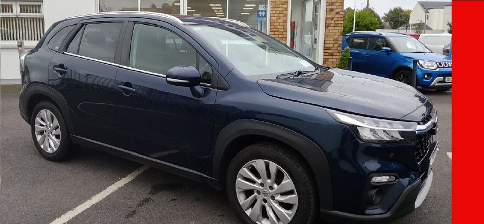 Suzuki S-CROSS 2023