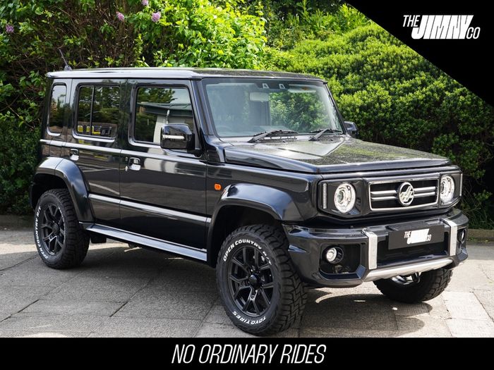 Suzuki Jimny 2025