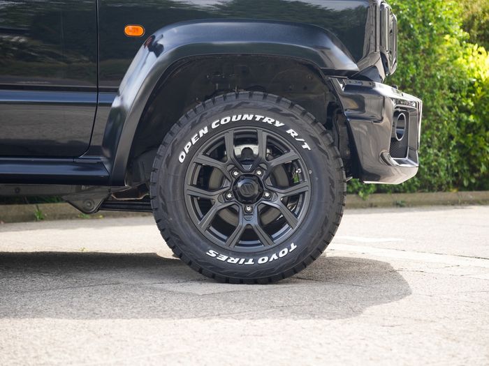 Suzuki Jimny 2025