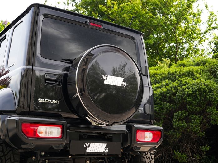 Suzuki Jimny 2025