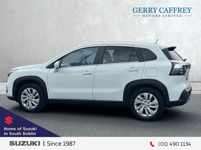 Suzuki S-CROSS 2025