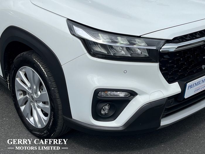 Suzuki S-CROSS 2025