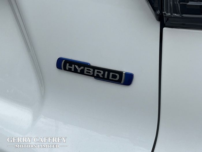 Suzuki S-CROSS 2025