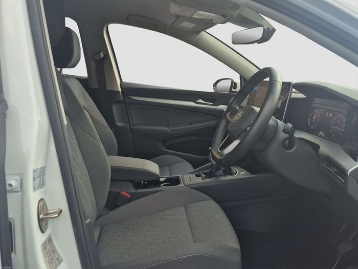 Volkswagen Golf 2025