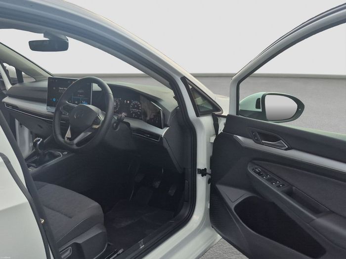 Volkswagen Golf 2025