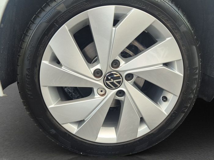 Volkswagen Golf 2025