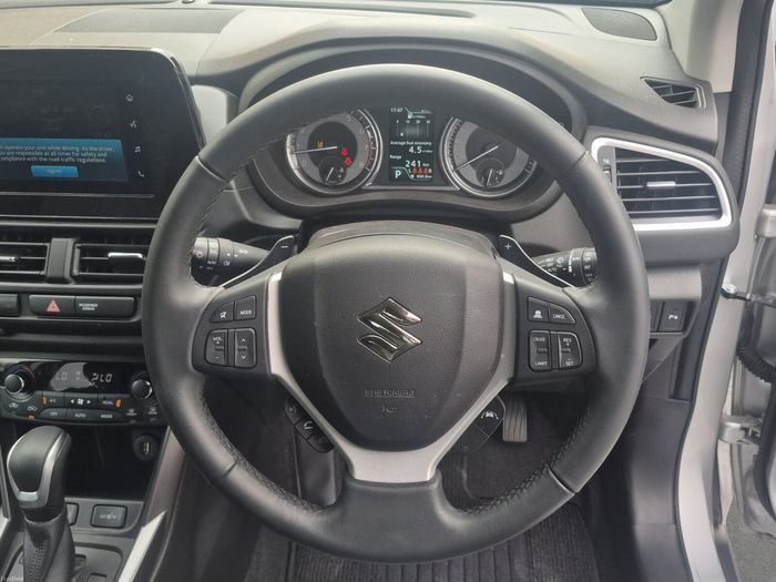 Suzuki SX4 2025