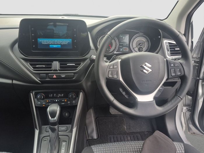 Suzuki SX4 2025