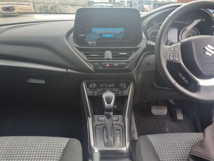 Suzuki SX4 2025