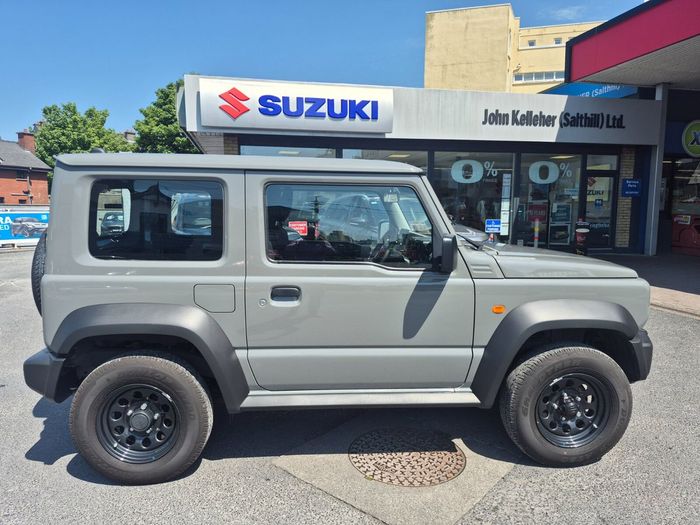 Suzuki Jimny 2025