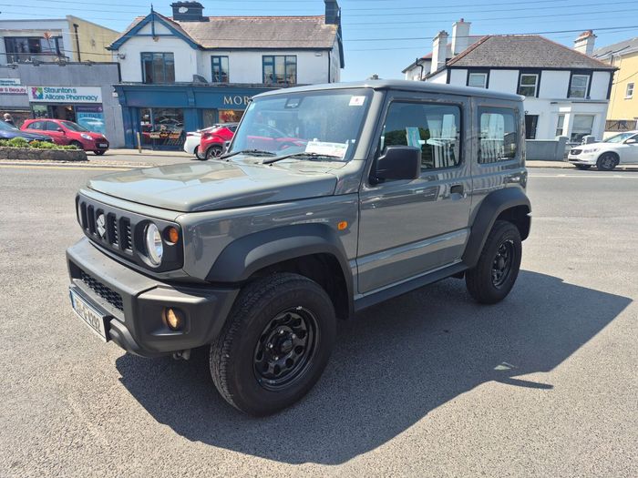 Suzuki Jimny 2025