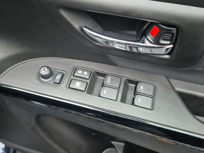 Suzuki S-CROSS 2027