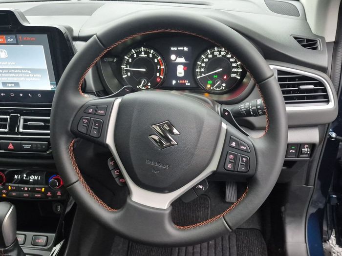 Suzuki S-CROSS 2027