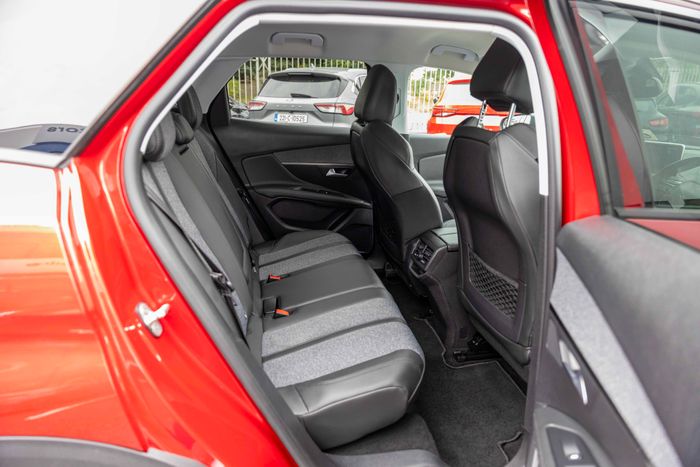 Peugeot 3008 2020