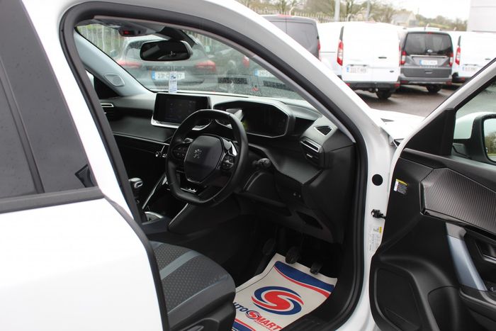 Peugeot 2008 2021