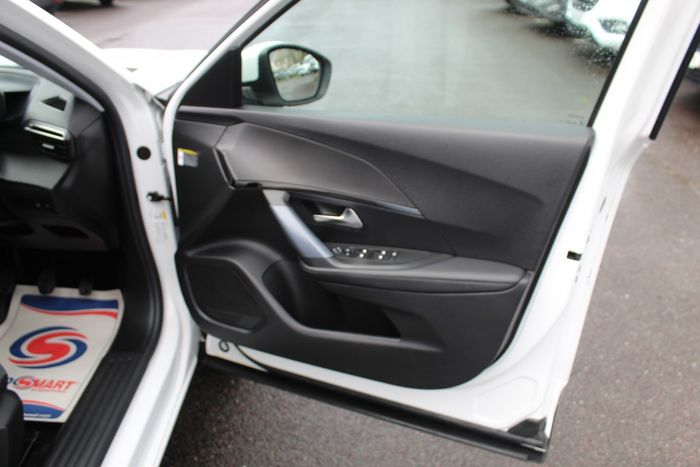 Peugeot 2008 2021