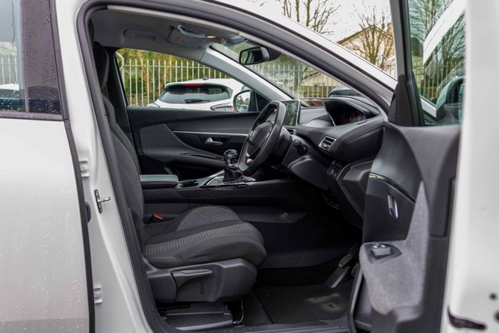 Peugeot 3008 2021