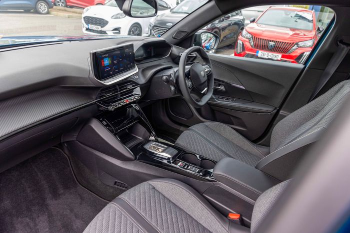 Peugeot 2008 2025