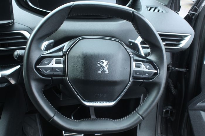 Peugeot 5008 2024