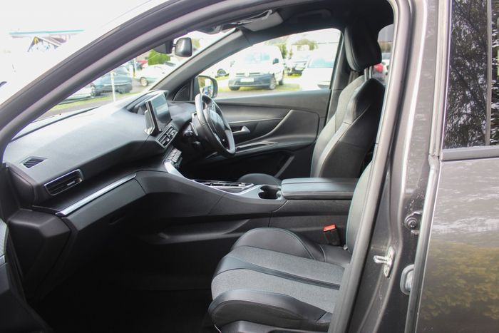 Peugeot 5008 2024