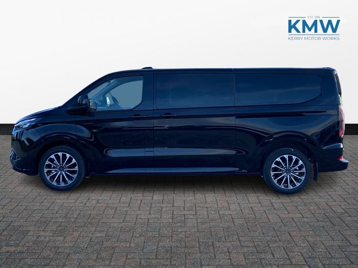 Ford Tourneo Custom 2026