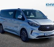Ford Tourneo Custom 2025