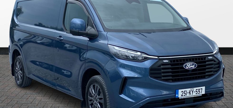 Ford Transit Custom 2025