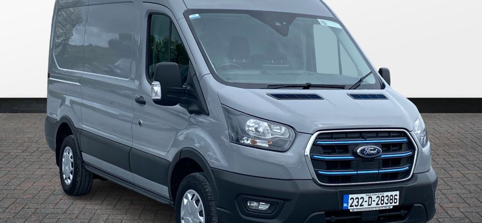 Ford E-Transit 2023