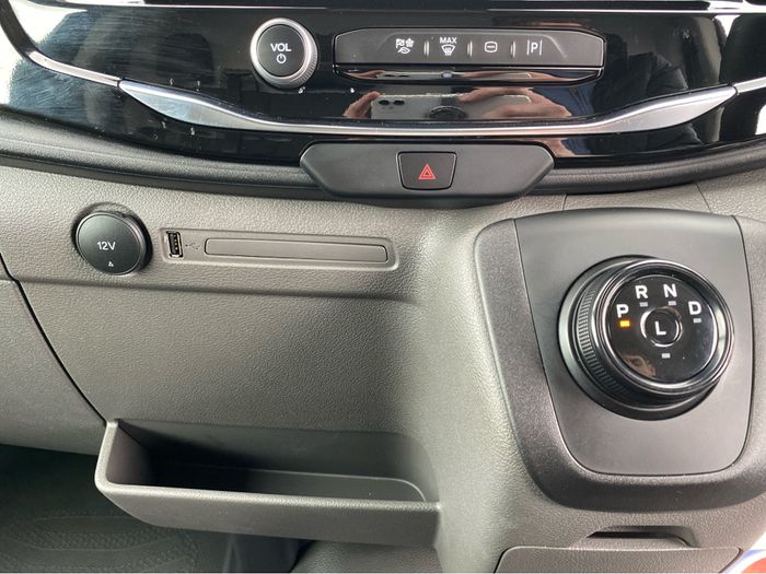 Ford Transit 2024