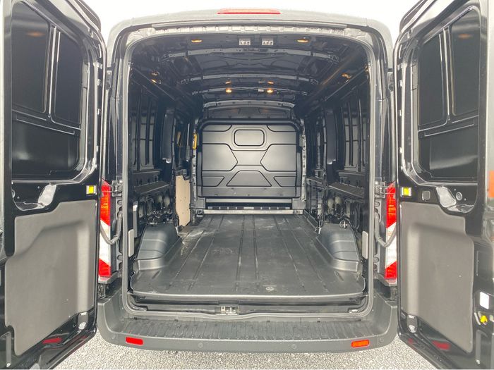 Ford Transit 2024
