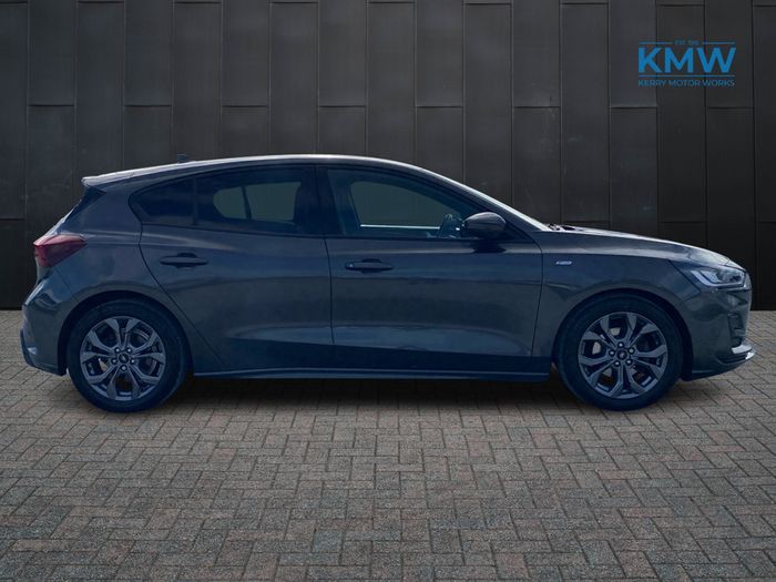 Ford Focus 2023