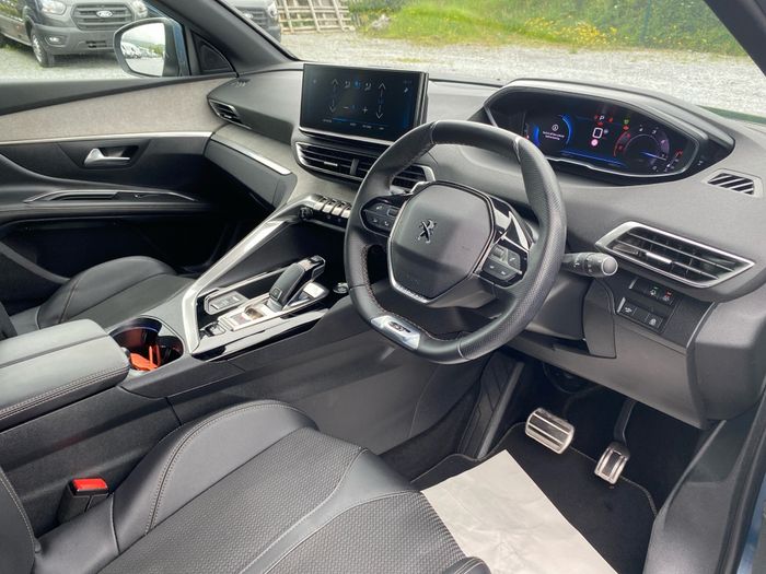 Peugeot 5008 2023