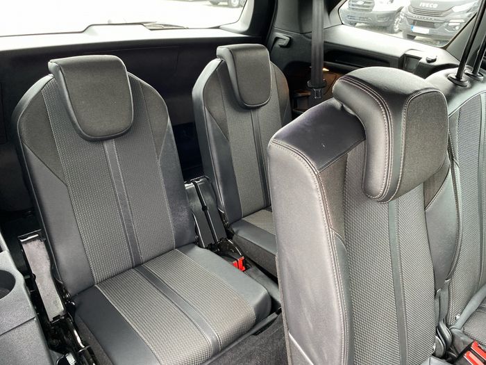 Peugeot 5008 2023