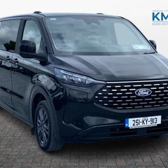 Ford Tourneo Custom 2025