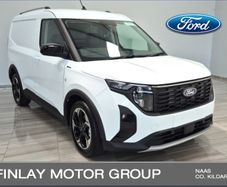 Ford TRANSIT COURIER 2026