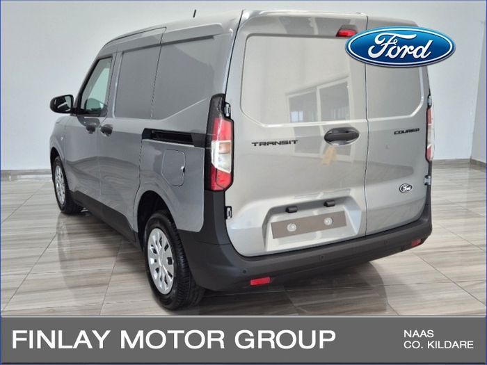 Ford TRANSIT COURIER 2026