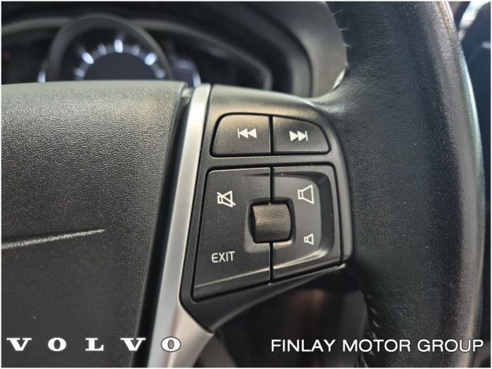 Volvo V40 2019