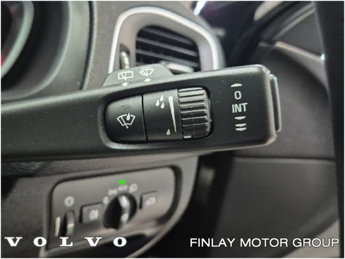 Volvo V40 2019
