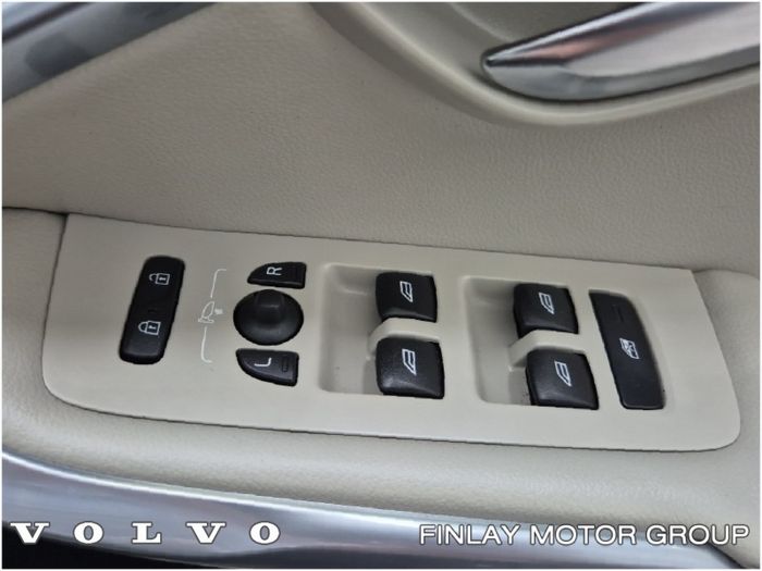 Volvo V40 2019