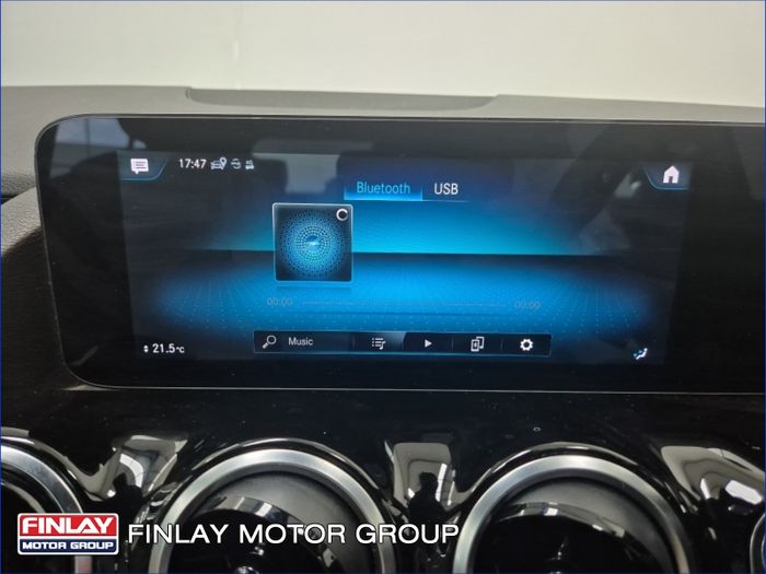 Mercedes-Benz GLA 2023