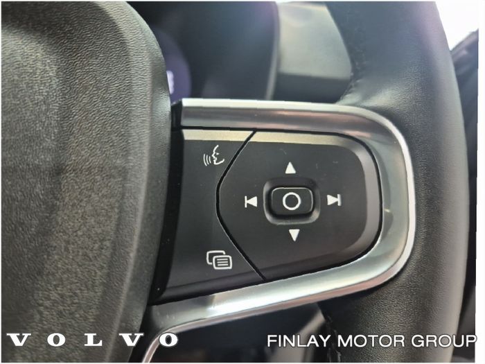 Volvo XC40 2023
