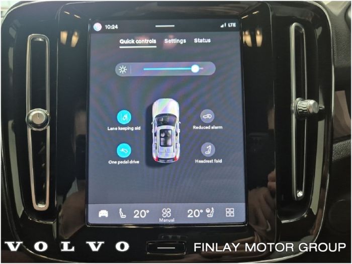 Volvo XC40 2023