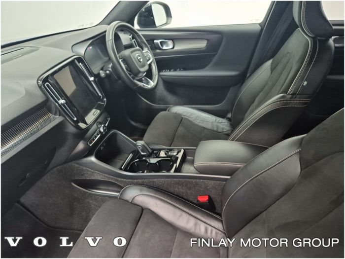 Volvo XC40 2021