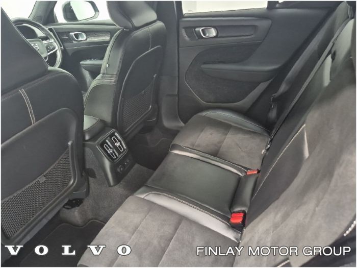 Volvo XC40 2021