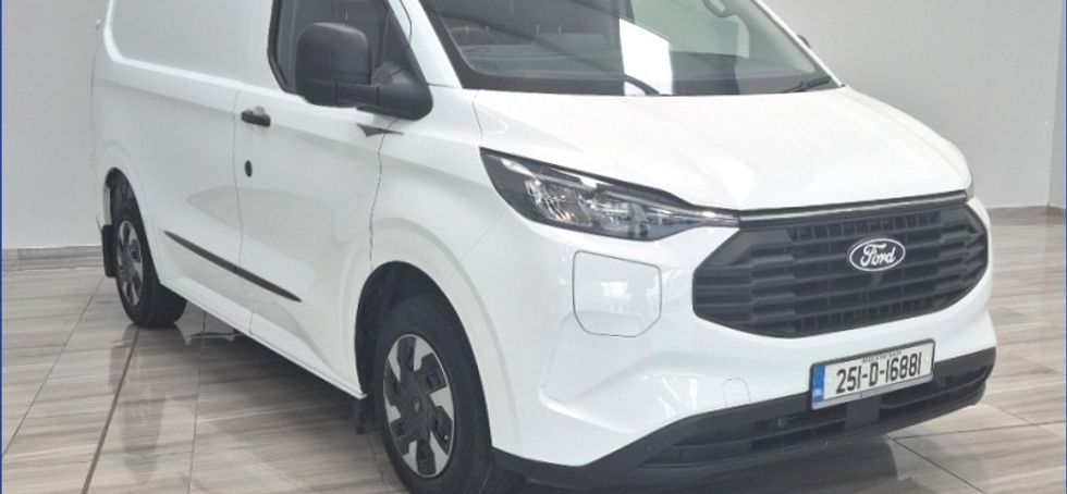 Ford Transit Custom 2025