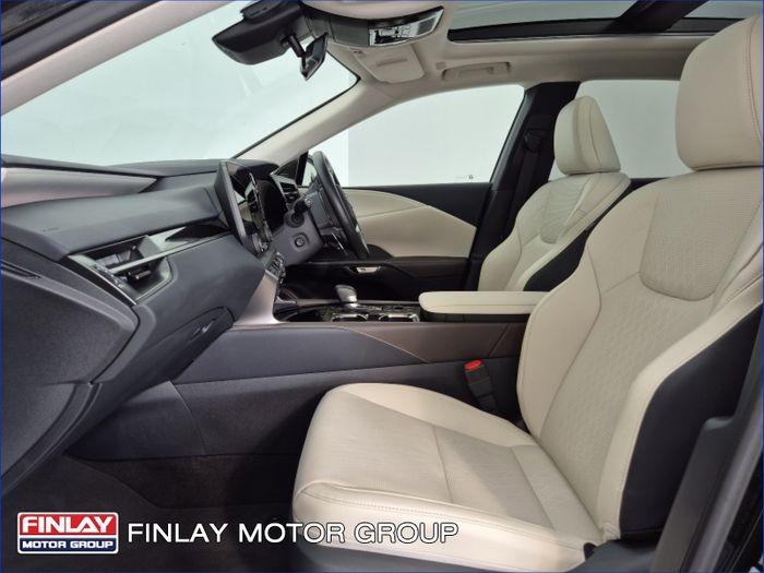 Lexus RX450H+ 2026